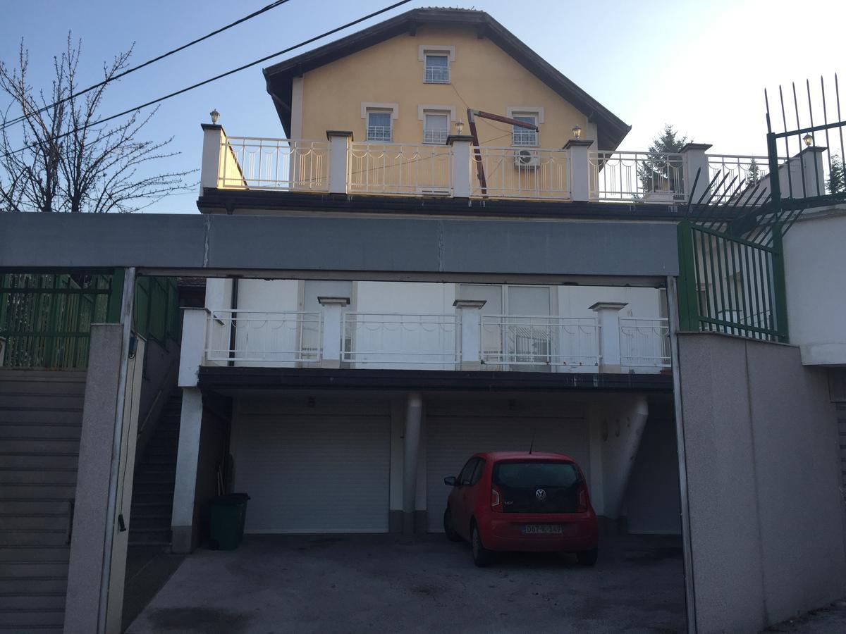 Apartments Villa Irma Szarajevó Kültér fotó