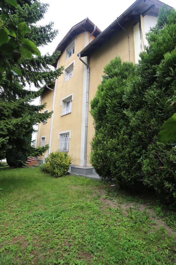 Apartments Villa Irma Szarajevó Kültér fotó