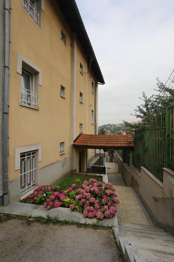 Apartments Villa Irma Szarajevó Kültér fotó