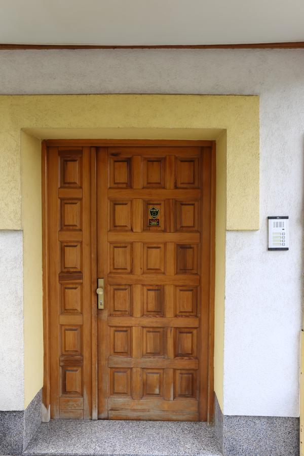Apartments Villa Irma Szarajevó Kültér fotó